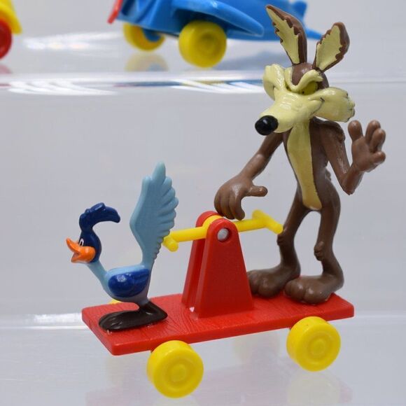 Vintage 1989 Happy Meal toys Looney Tunes toys complete set of 4. - Picture 4 of 6